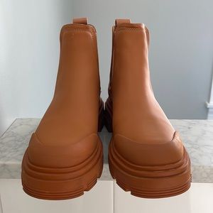 Zara rubberized ankle boots size 7.5